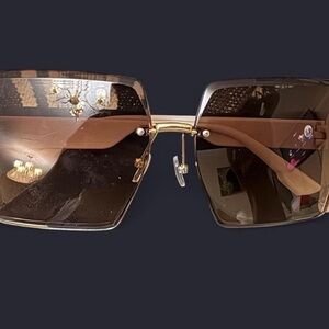 Stylish Brown Sunglasses